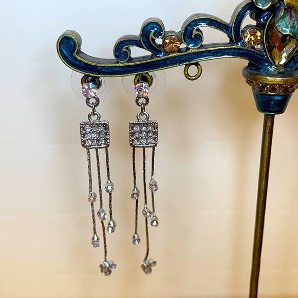 🐱Brand new Stainless Steel pretty sparkly earrings - Picture 1 of 5